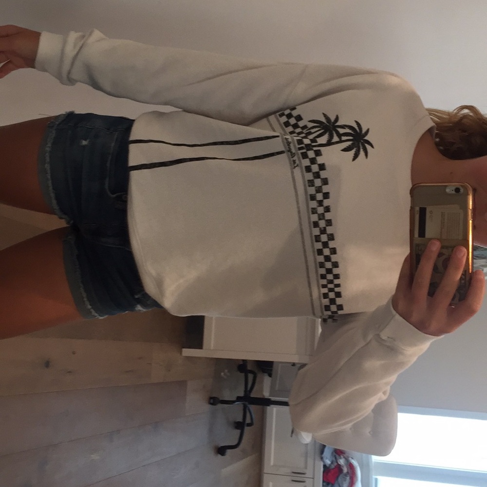 American Eagle crew neck